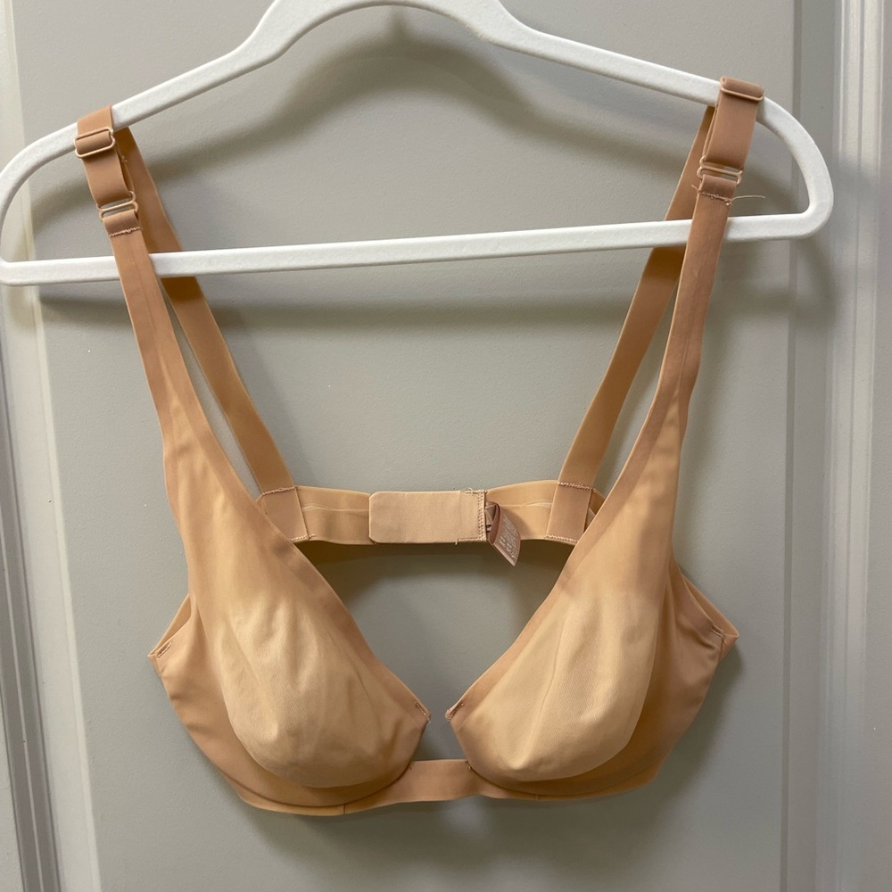 Skims Naked Plunge Bra